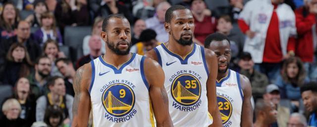 英媒：为抵抗巴萨的兴趣，拜仁将为凯恩提供一份打破限制政策的合同（英媒：为应对巴萨挖角，拜仁计划向凯恩递上破例合约）