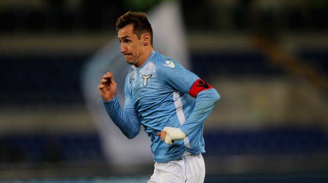 小贝：我希望梅西退役后住在迈阿密，但他说只想住诺坎普附近（贝克汉姆盼梅西退役后定居迈阿密，梅西称更愿住在诺坎普附近）