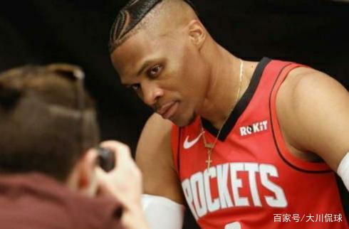 HLE官方：打野选手Kanavi正式加入队伍（HLE官宣：打野Kanavi正式入队）