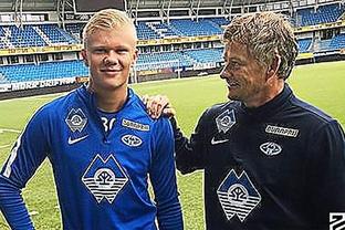 拉齐奥vs莱切：罗马尼奥利、贡多齐首发，卡马尔达、索蒂尔出战