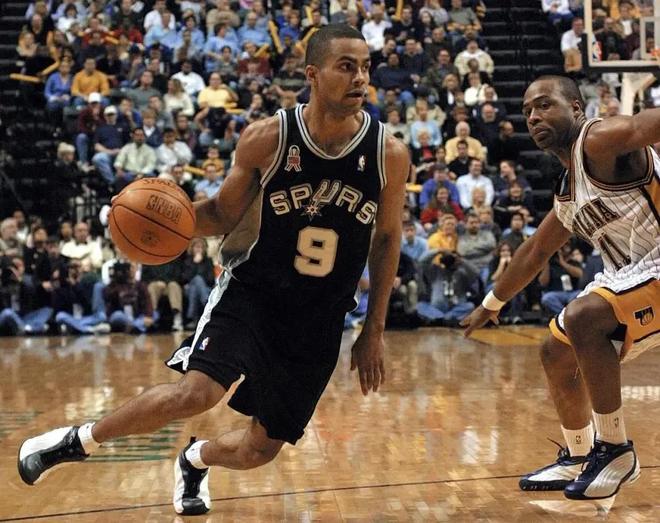 卫报：塞内加尔18岁门将被假经纪人诈骗，在国外被绑架身亡（《卫报》：塞内加尔18岁门将遭假经纪人诱骗，海外被绑架不幸遇害）