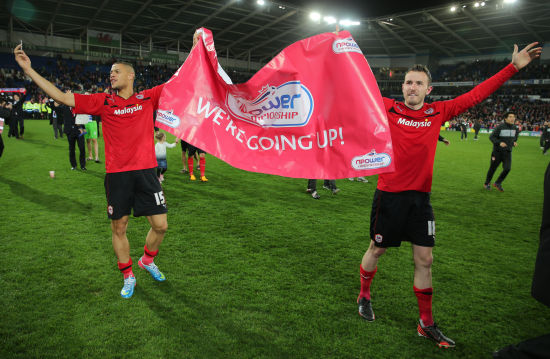 斯科尔斯、卡拉格都认为：哈白布是足球历史上最佳中场组合（斯科尔斯与卡拉格一致认为：哈白布堪称足坛史上最强中场组合）