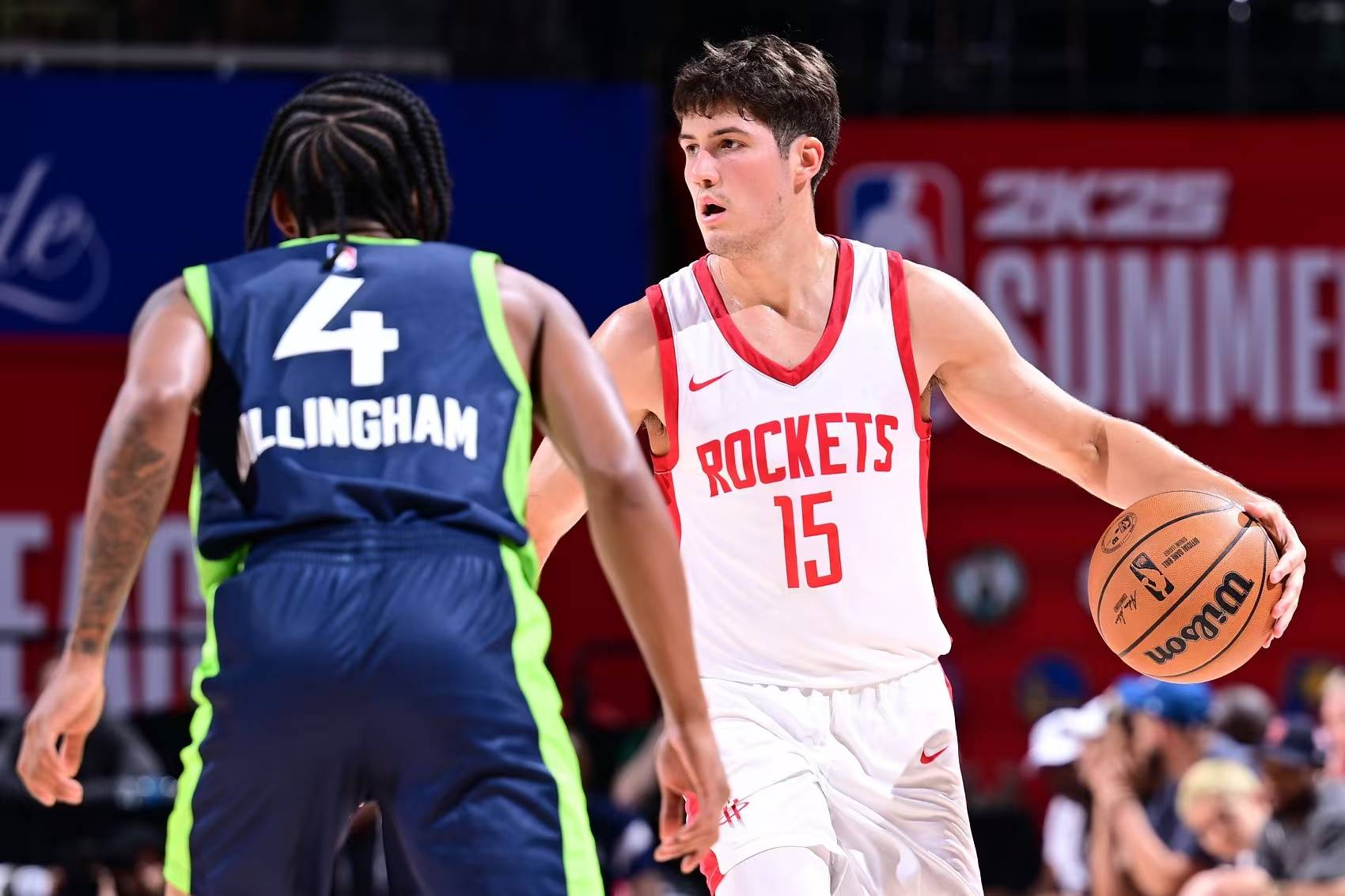 米体：Tether计划收购尤文全部股份，并承诺完成后投资10亿欧（米兰体育报：Tether拟全资收购尤文，交易完成后将注资10亿欧元）